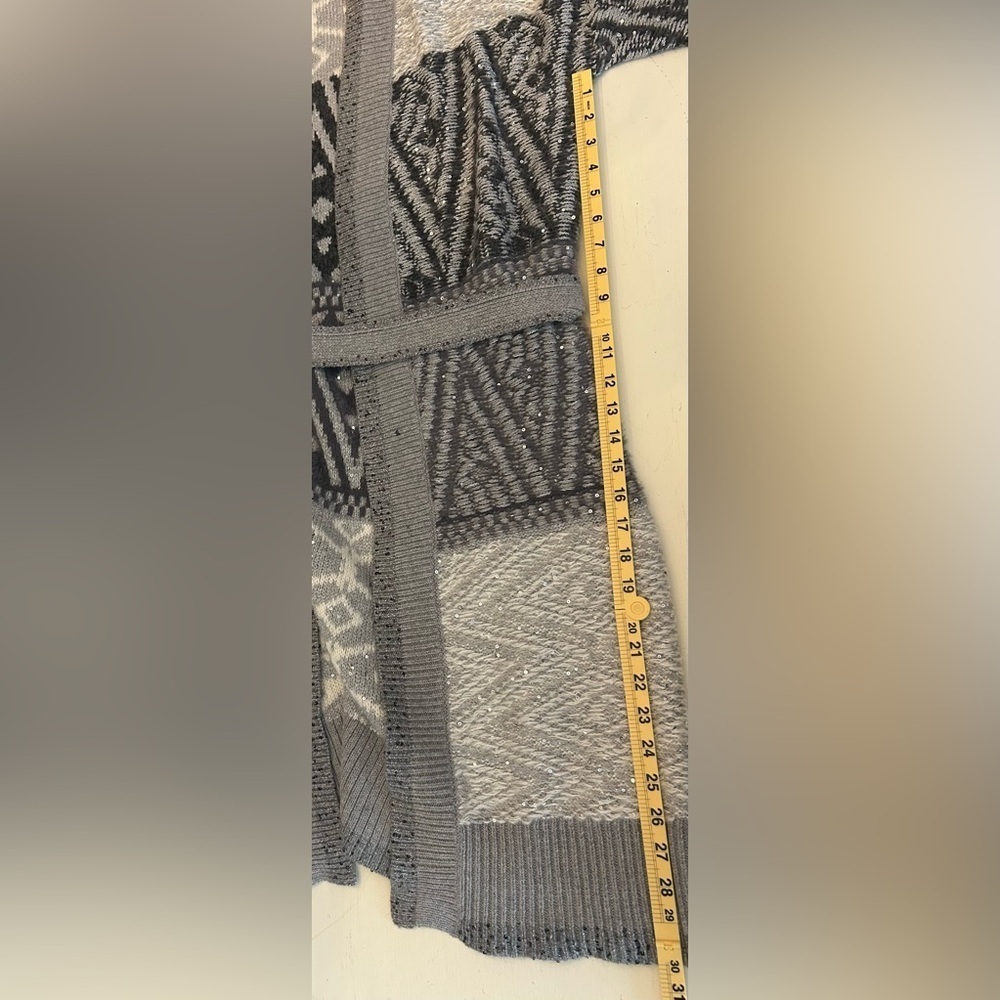 WHBM Gray White Sequin Cover Up Cardigan Sweater Coat Fair Isle Nordic Size M - Picture 13 of 15